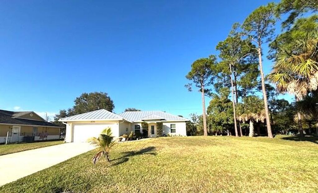 Photo of 8206 Penny Lane, Fort Pierce, FL 34951 (MLS # R11148724)