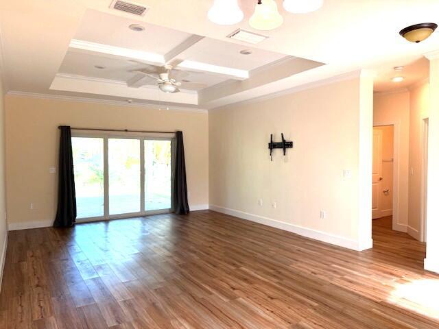 LAKEWOOD PARK UNIT 8 - Residential Lease