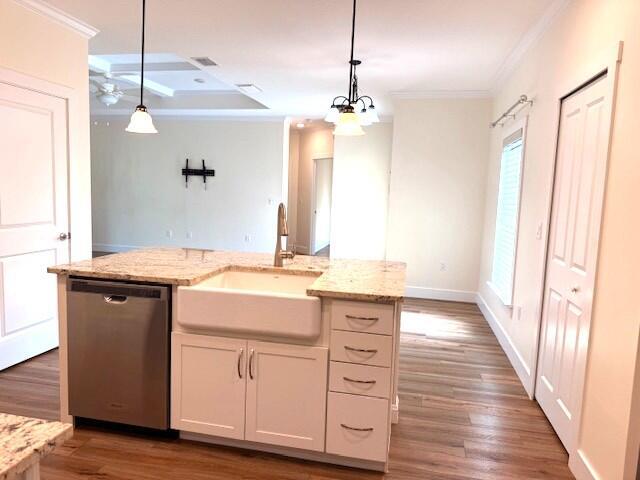 LAKEWOOD PARK UNIT 8 - Residential Lease