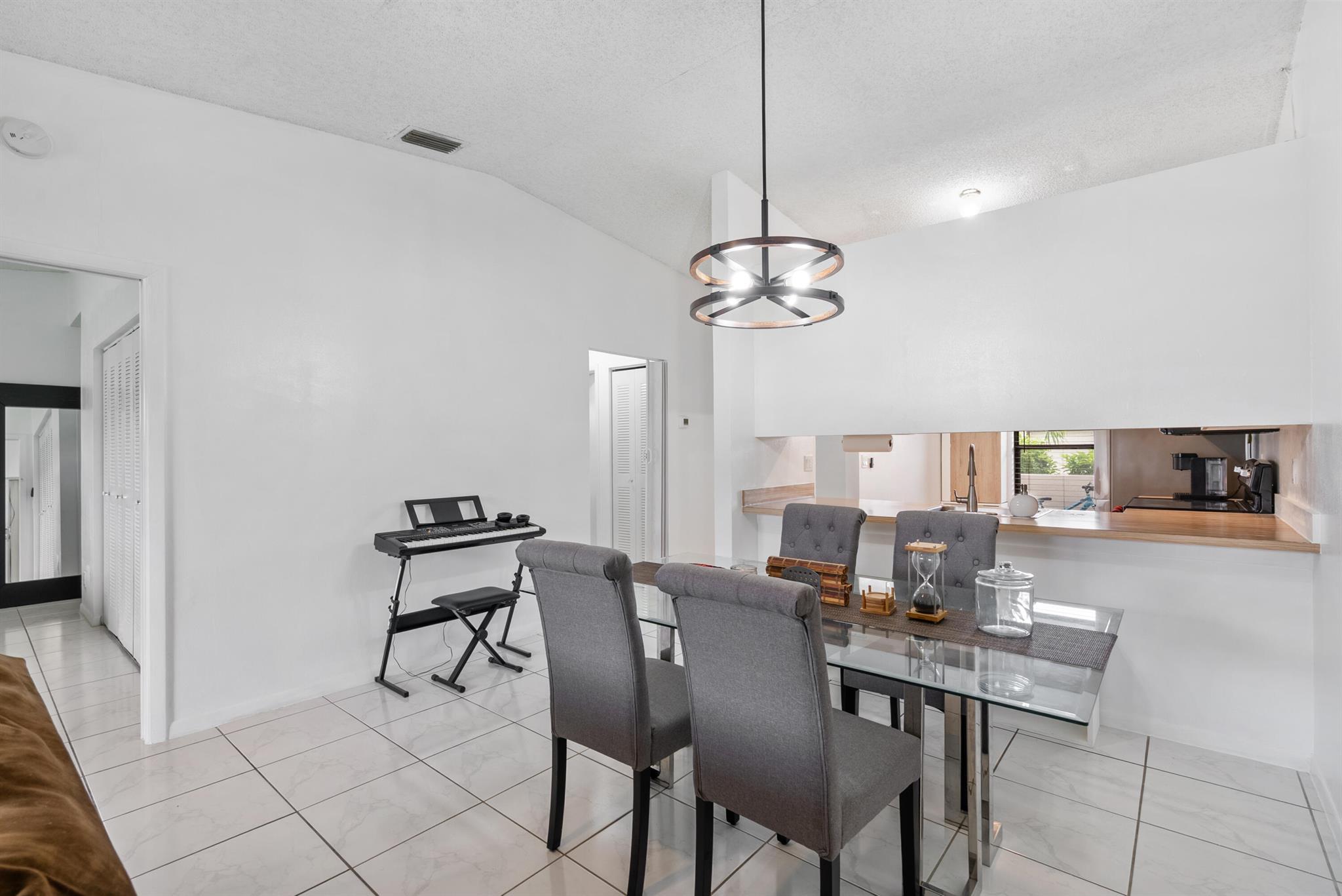15887 Forsythia Circle