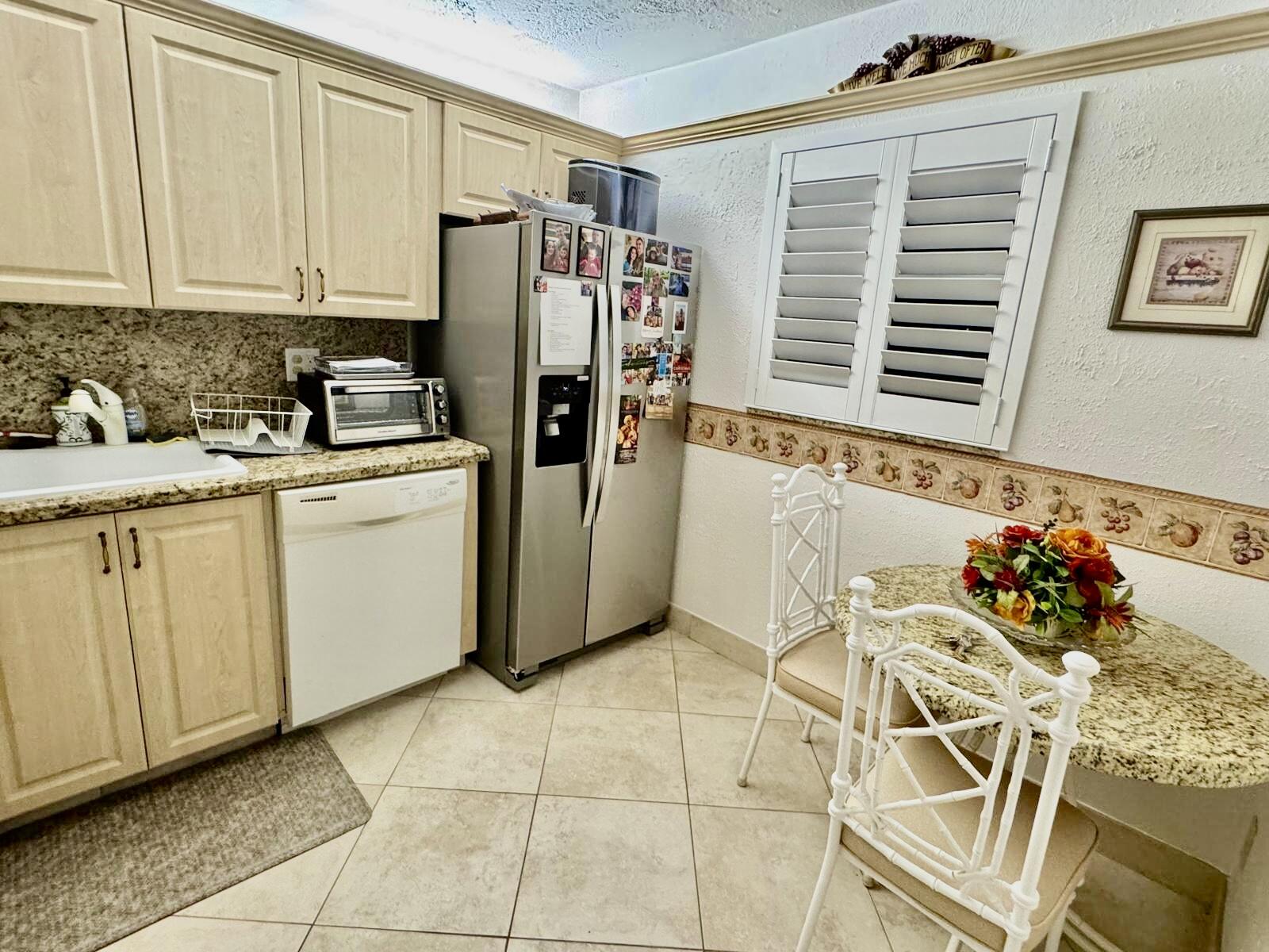 HOLIDAY SPRINGS VILLAGE 2 CONDO - Residential