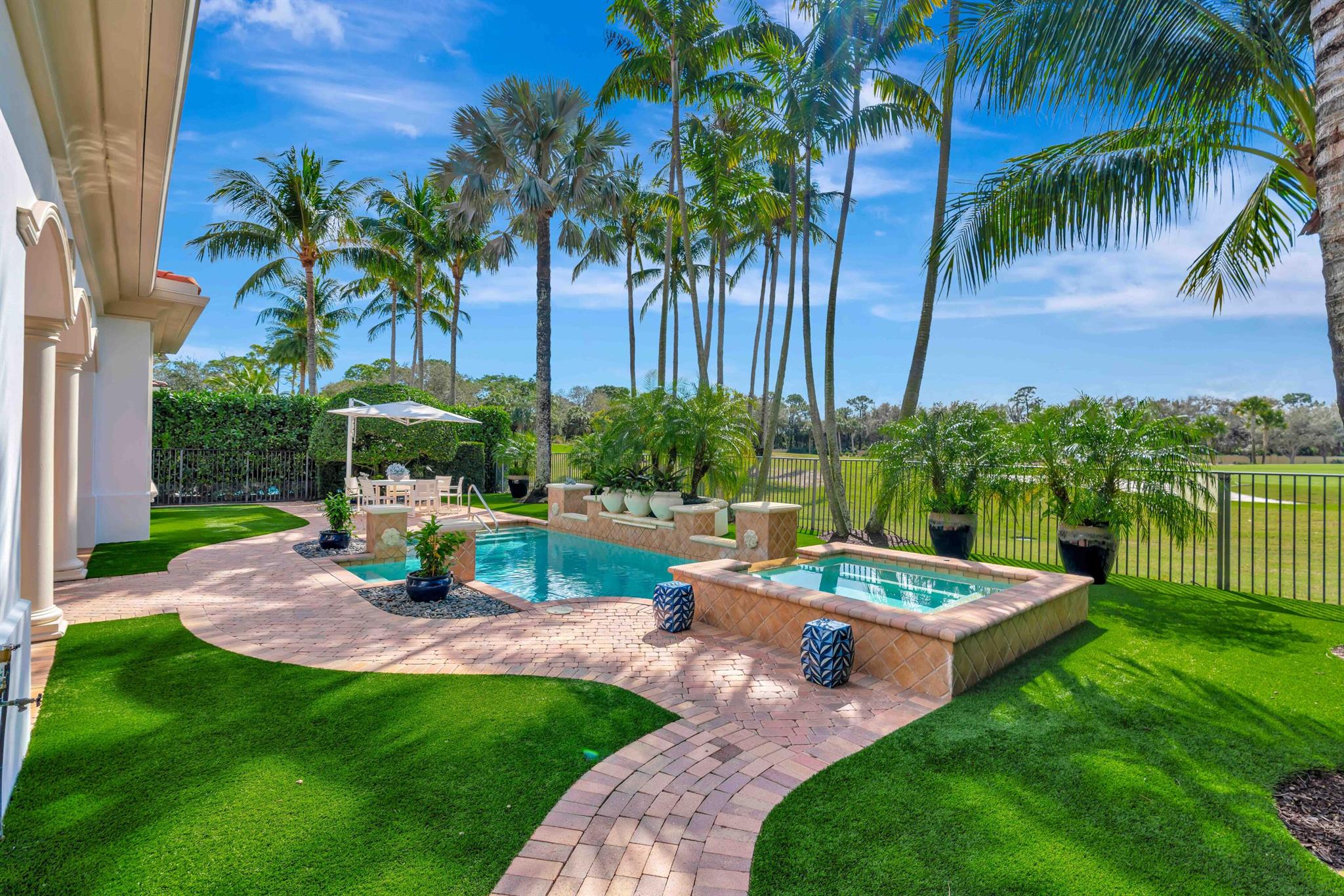 OLD PALM 2 - Residential