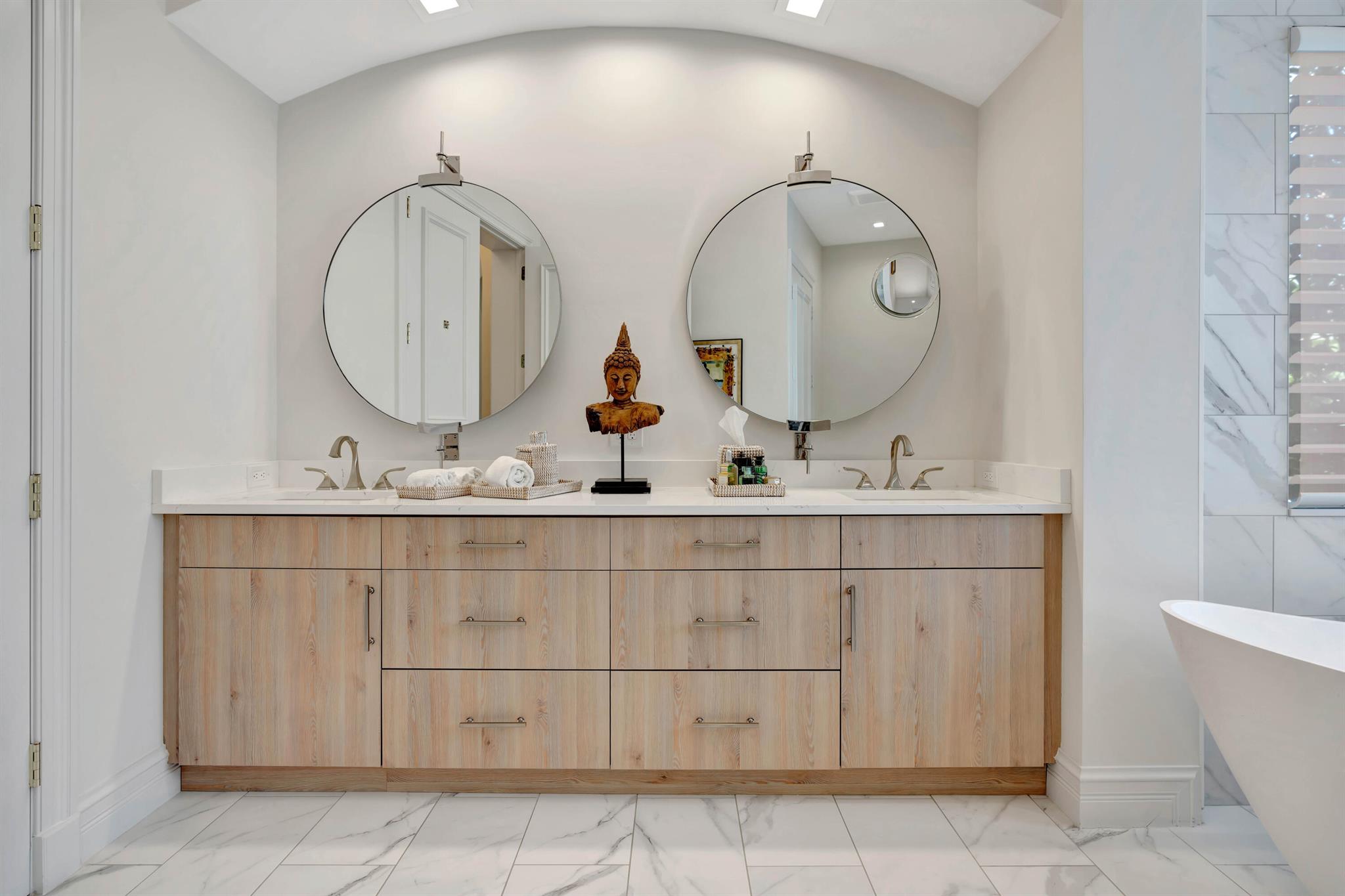 OLD PALM 2 - Residential