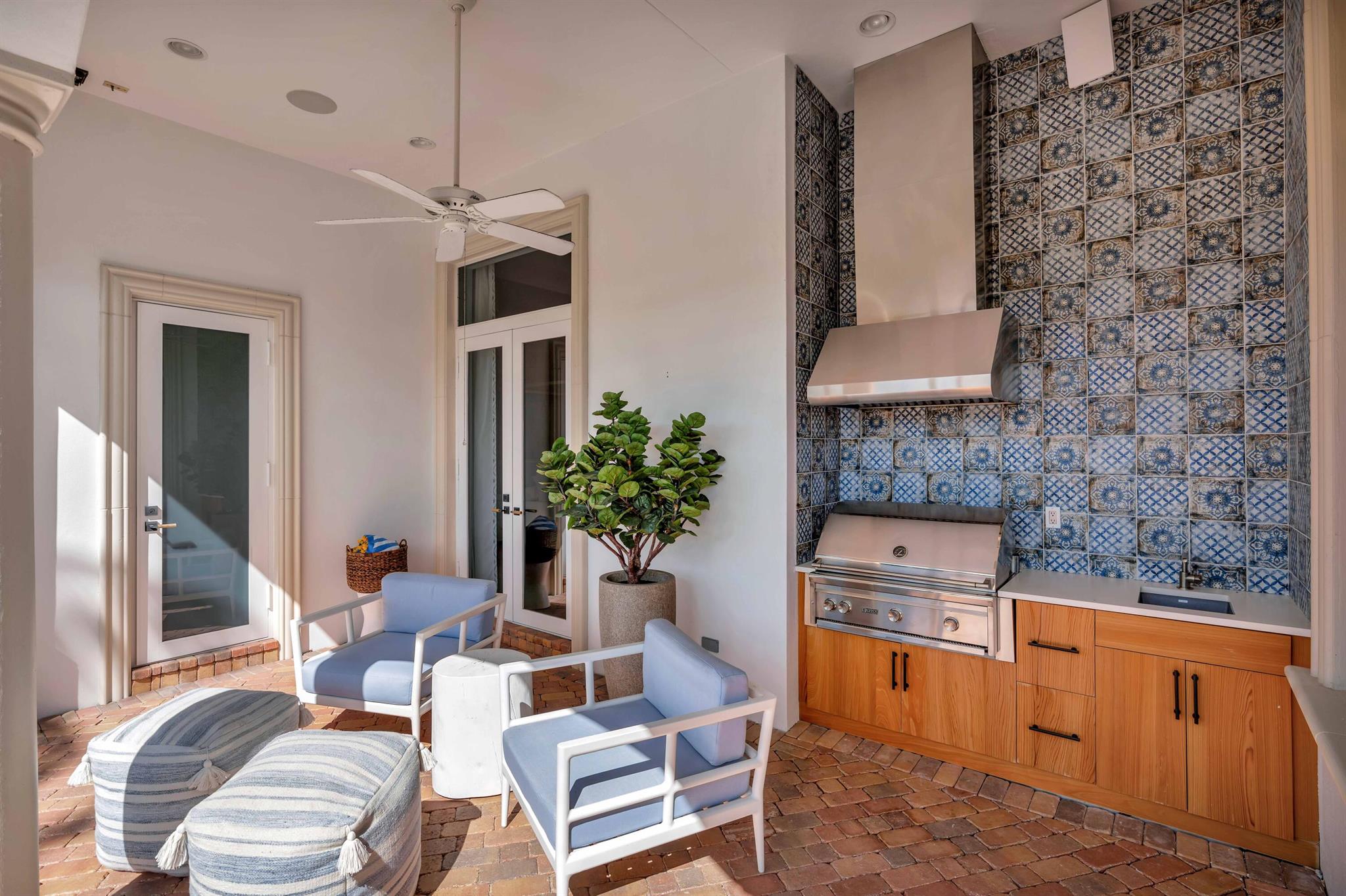 OLD PALM 2 - Residential