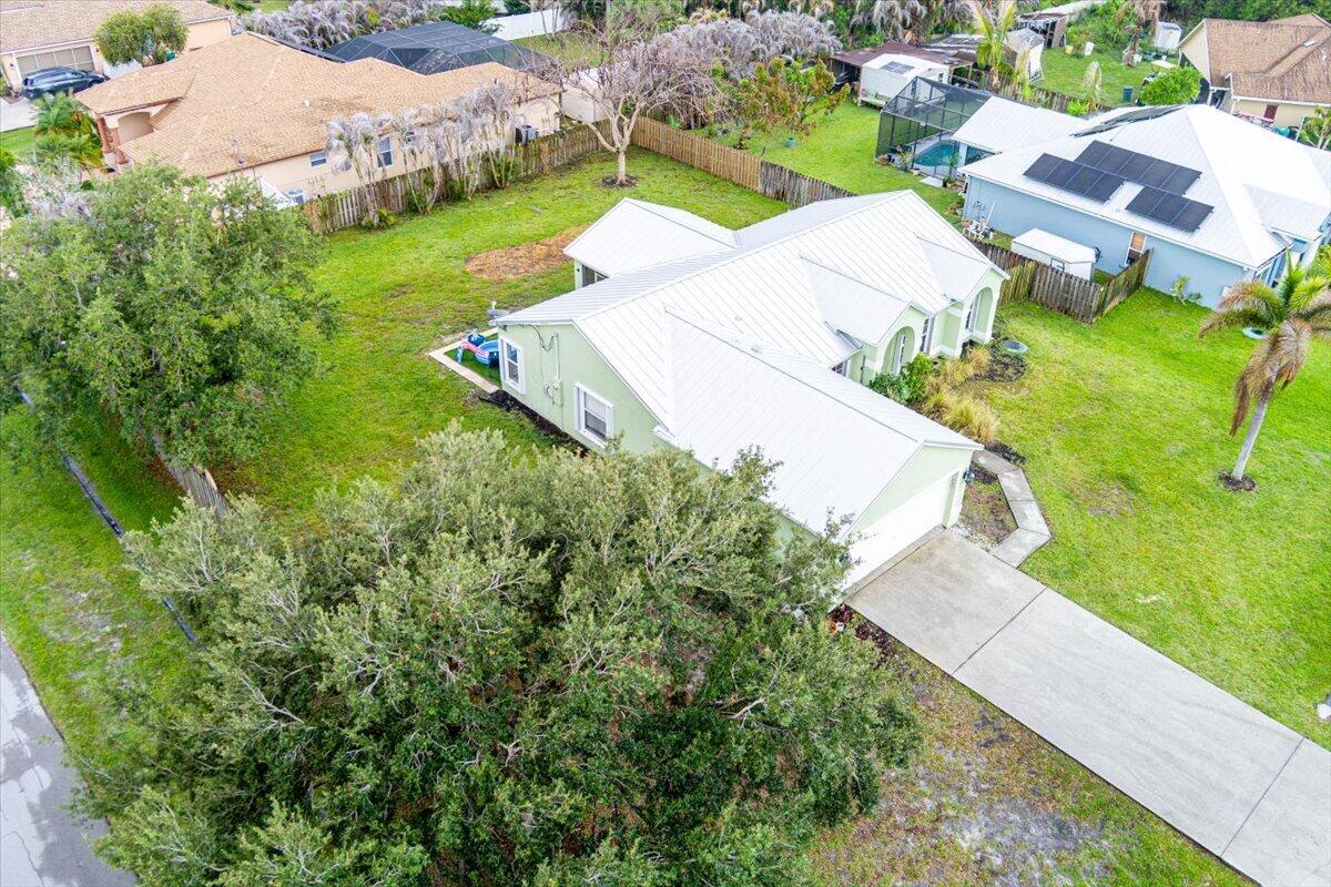 PORT ST LUCIE SECTION 48 1ST REPLAT - Residential