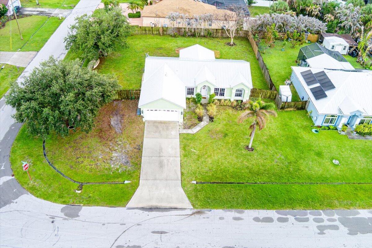 PORT ST LUCIE SECTION 48 1ST REPLAT - Residential
