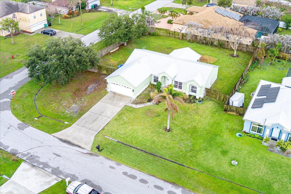 PORT ST LUCIE SECTION 48 1ST REPLAT - Residential