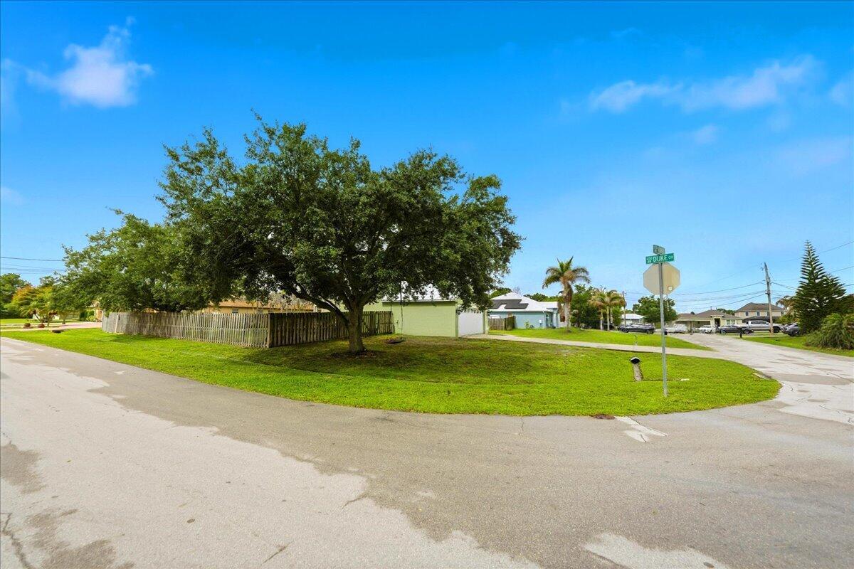 PORT ST LUCIE SECTION 48 1ST REPLAT - Residential