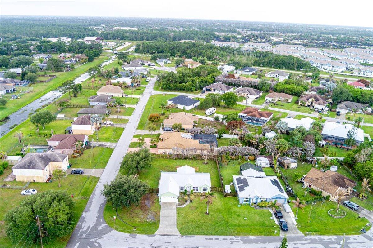 PORT ST LUCIE SECTION 48 1ST REPLAT - Residential