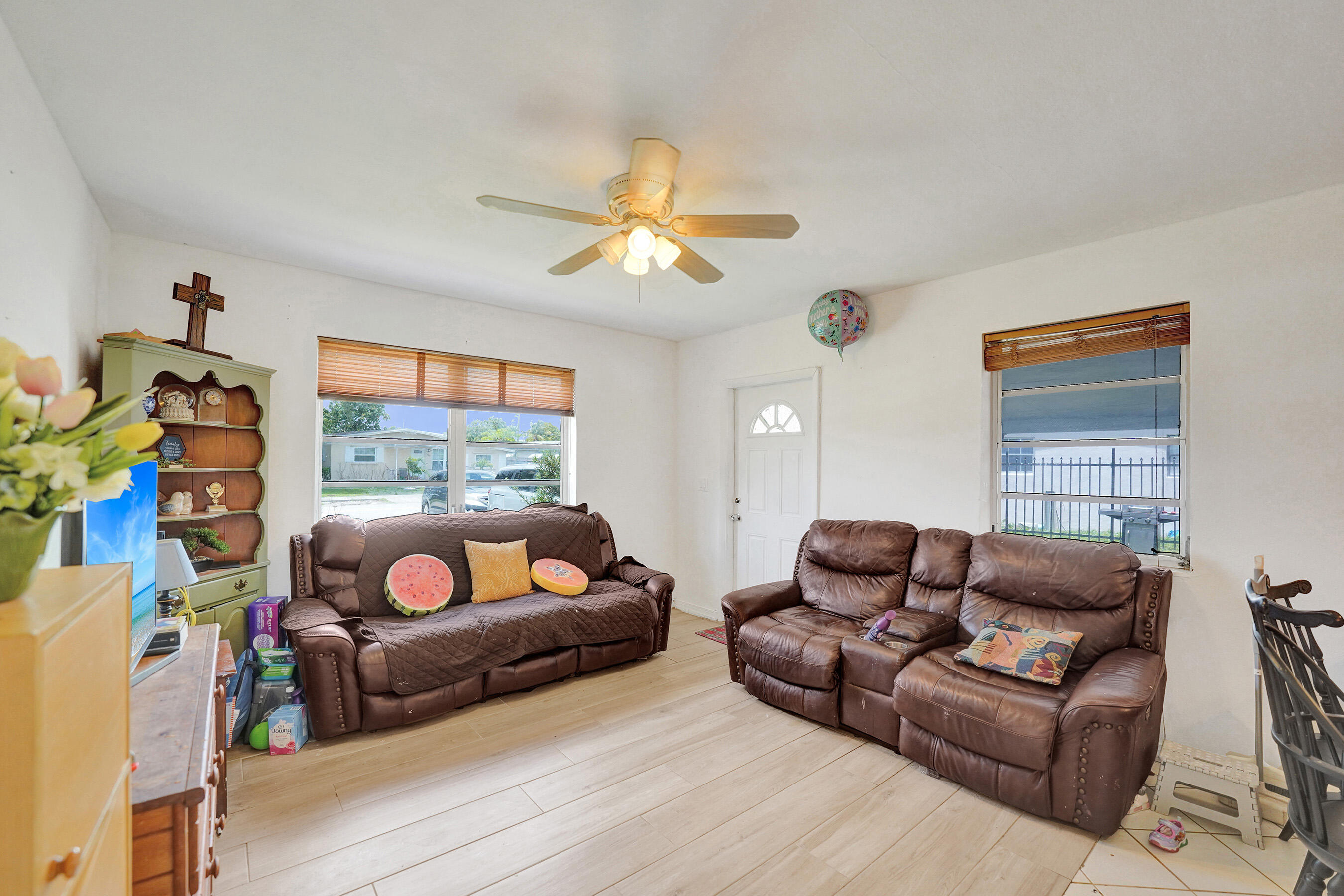 LAKE FOREST SEC 4 - Residential