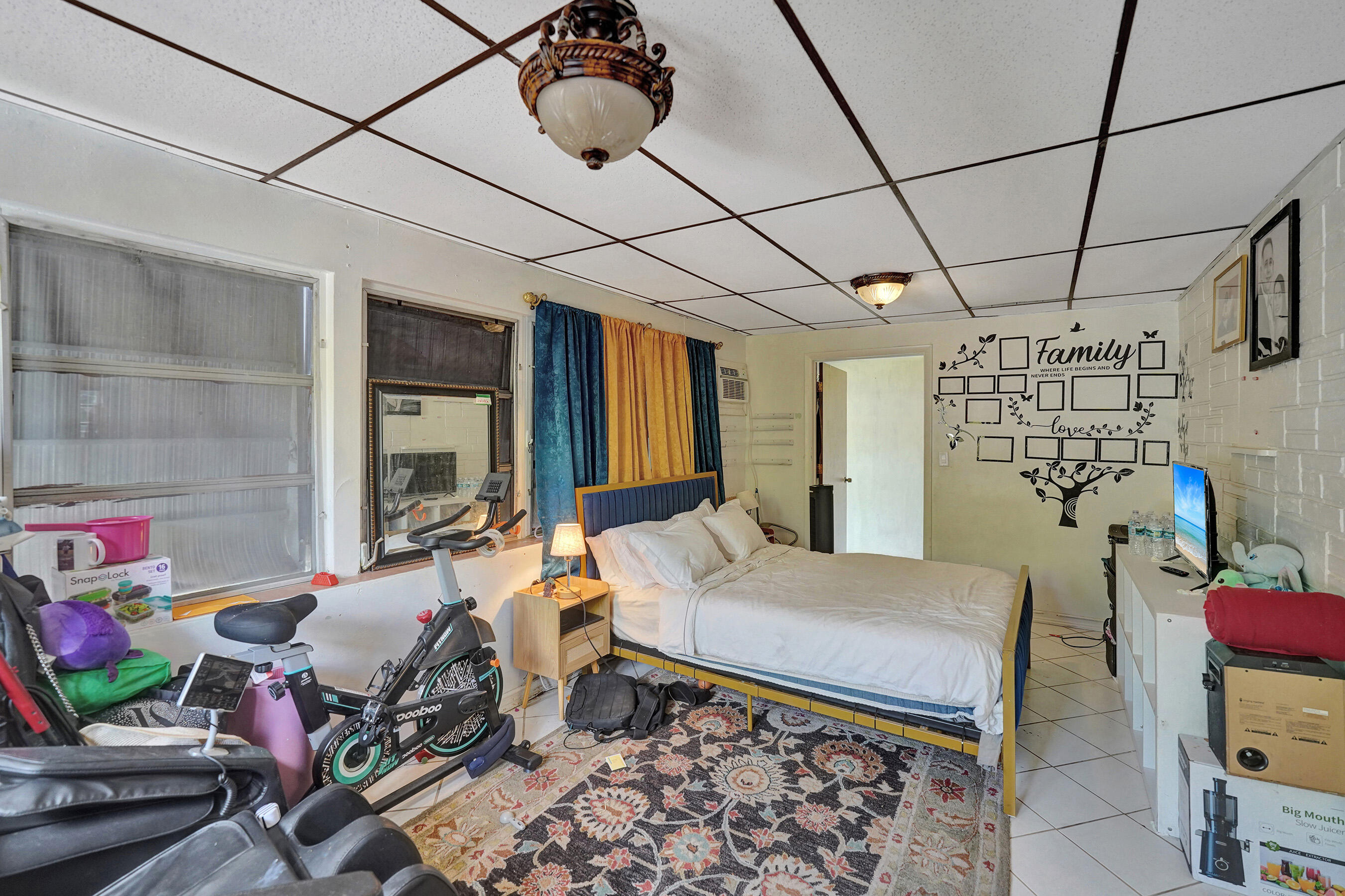 LAKE FOREST SEC 4 - Residential