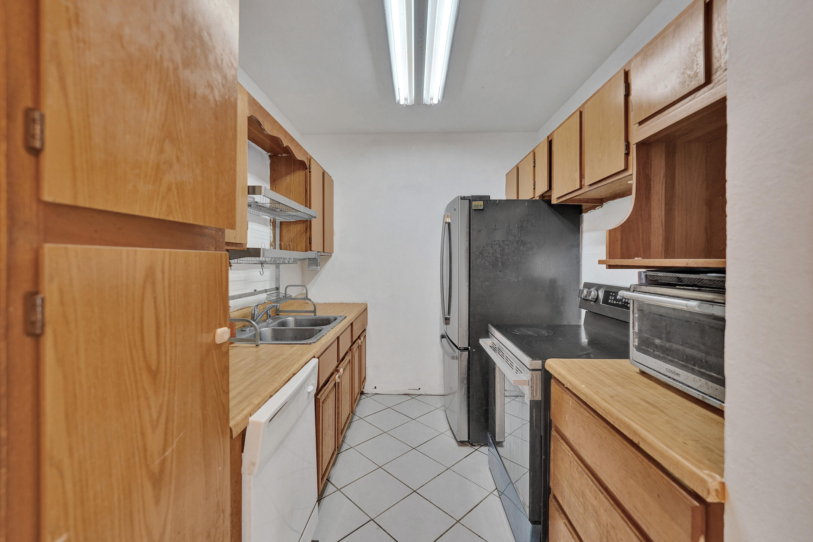 LAKE FOREST SEC 4 - Residential