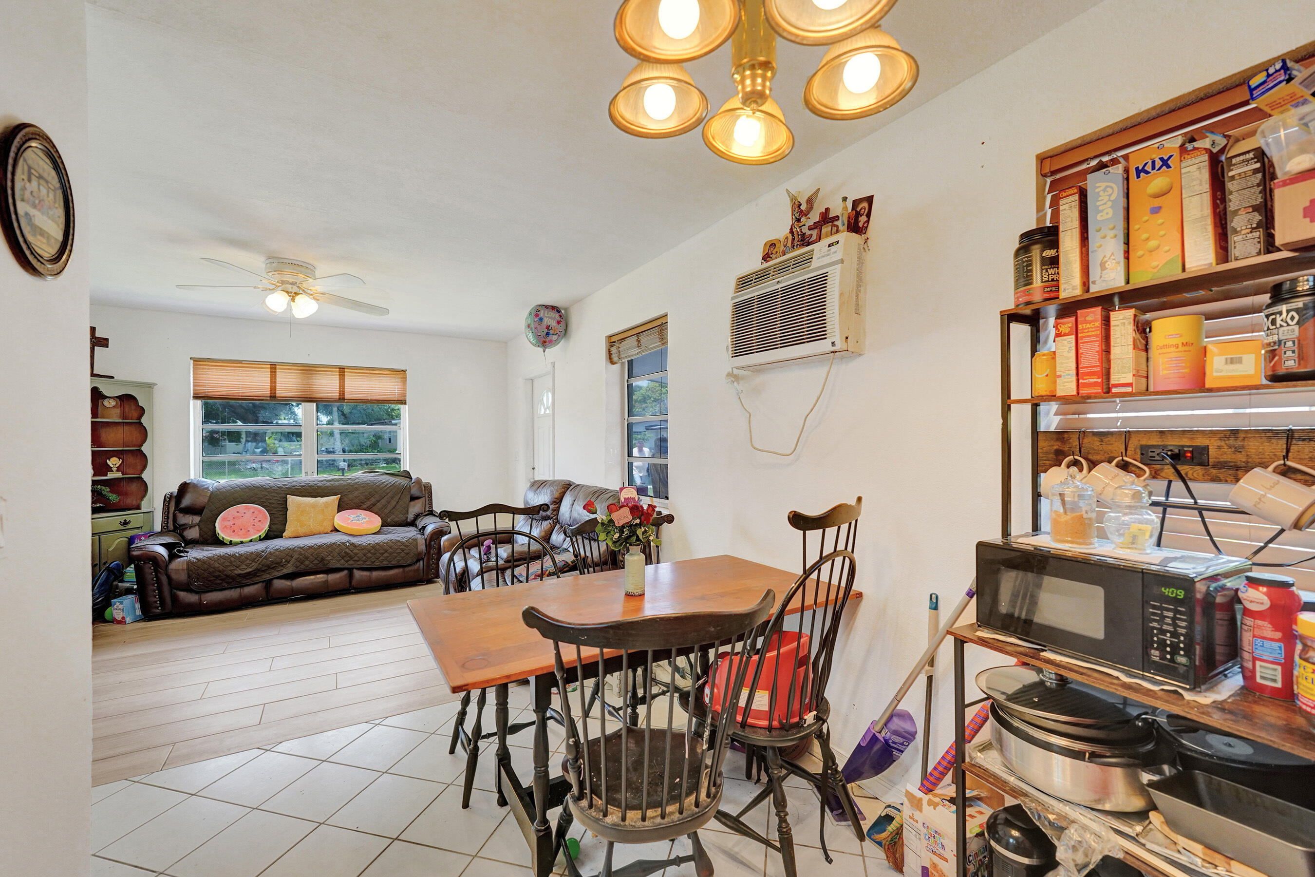 LAKE FOREST SEC 4 - Residential