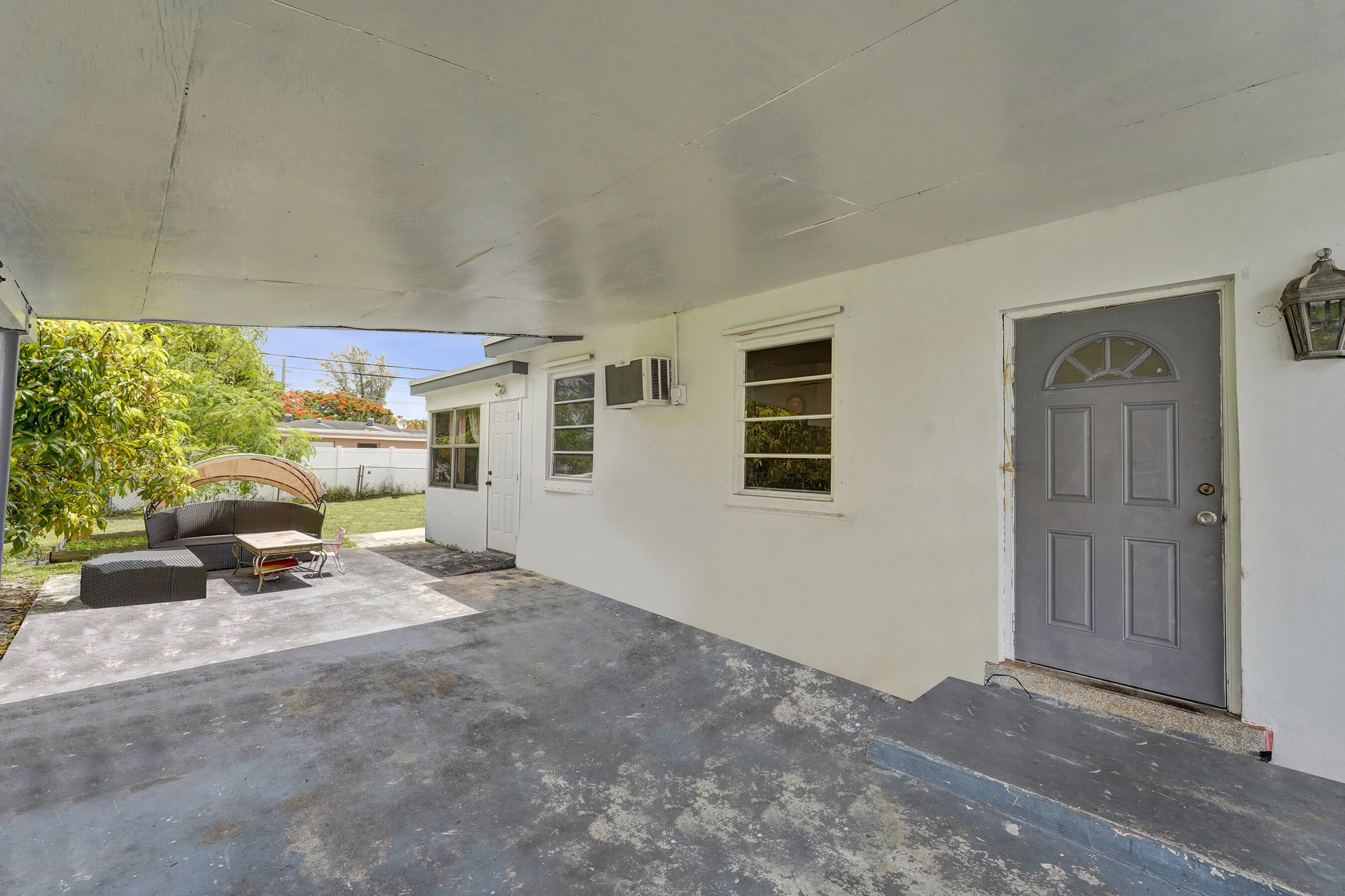 4111 SW 32nd Drive