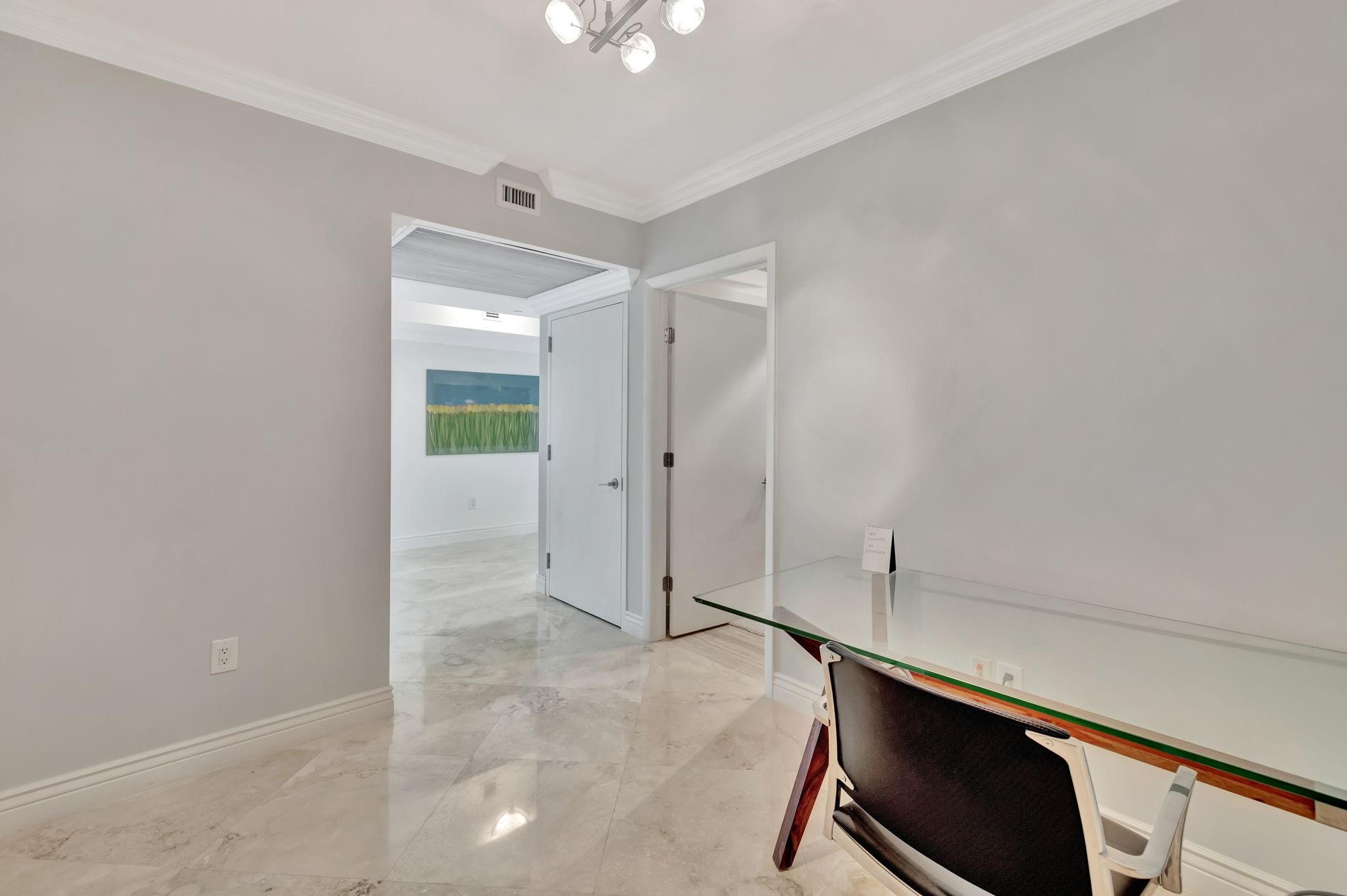 Las Olas Beach Club - Residential