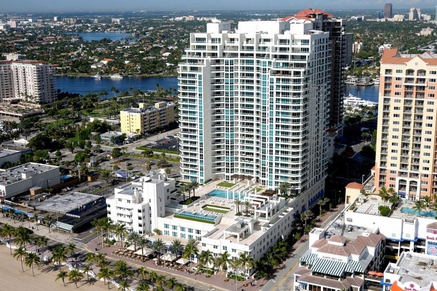 Las Olas Beach Club - Residential