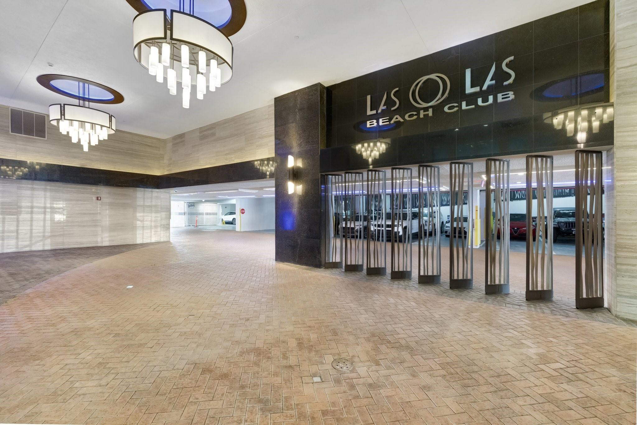 Las Olas Beach Club - Residential