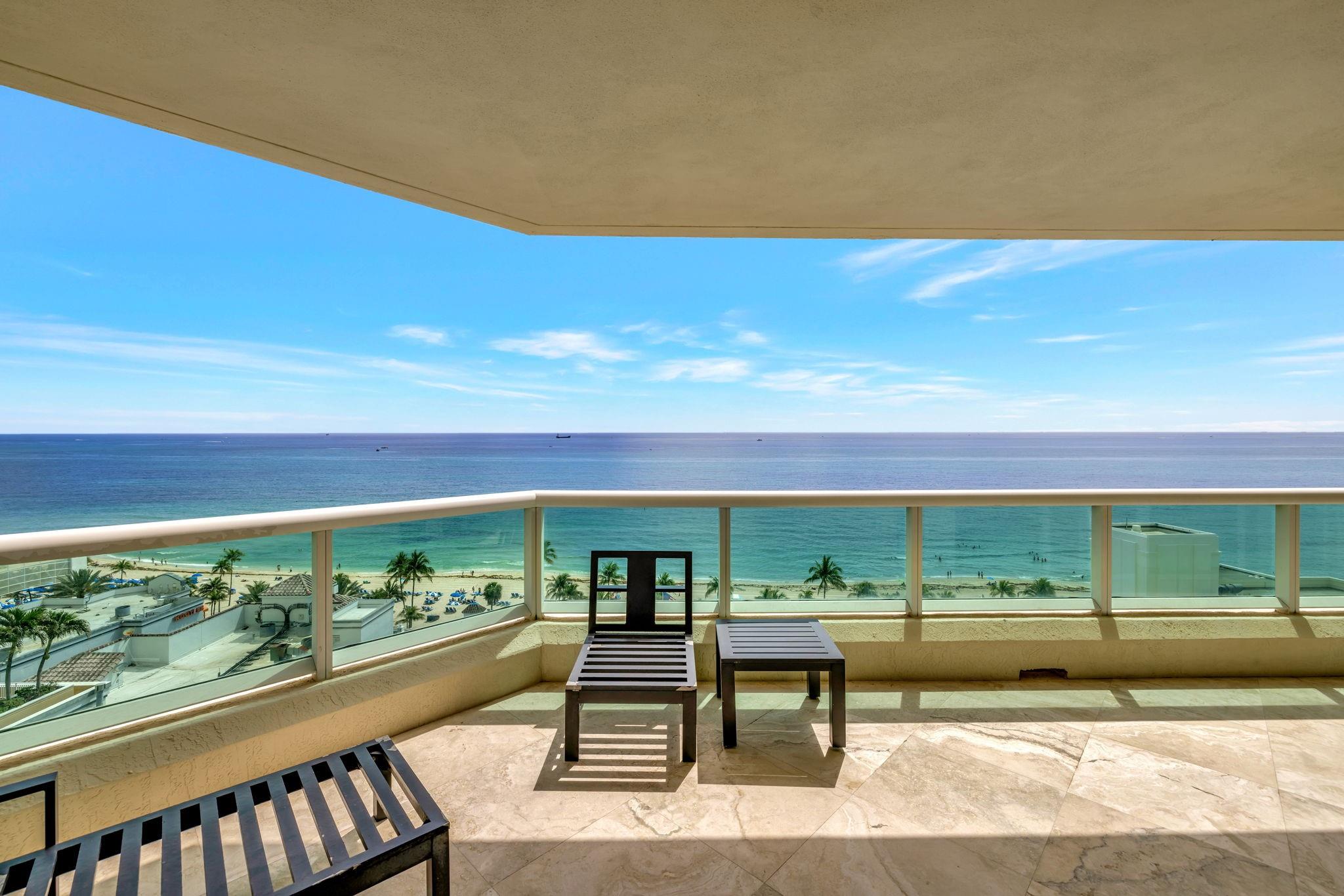 Las Olas Beach Club - Residential