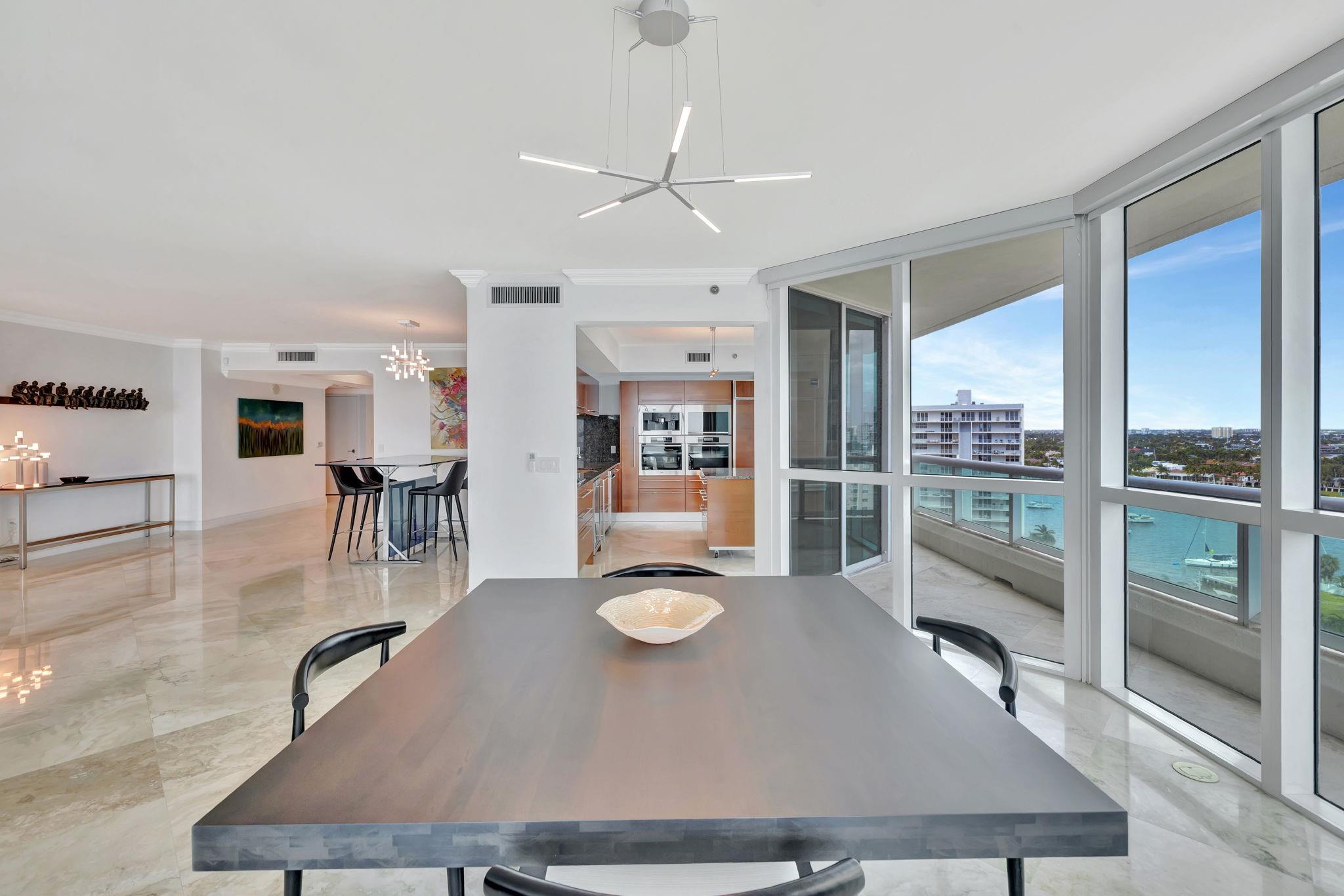 Las Olas Beach Club - Residential