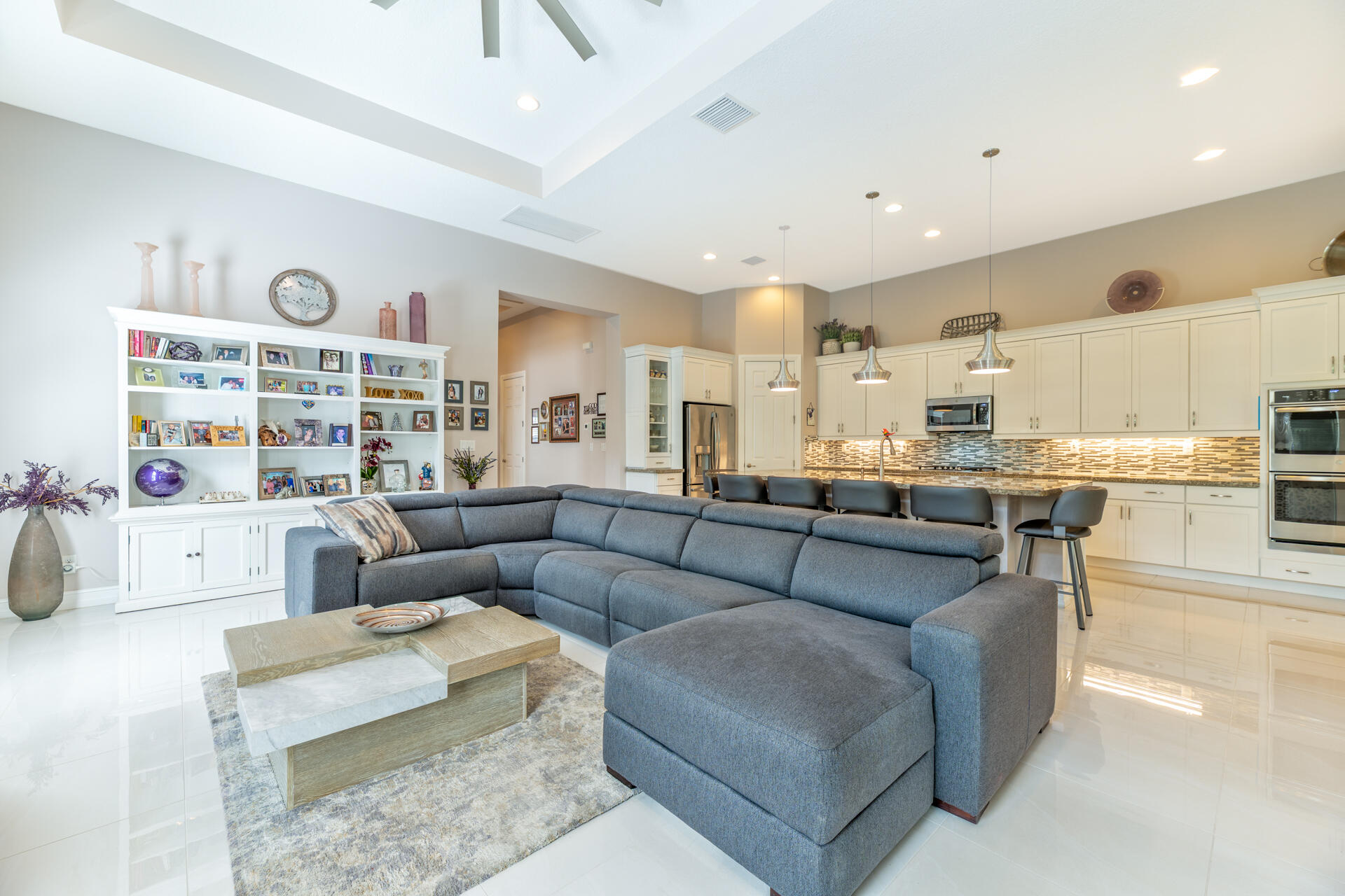 PARKLAND ROYALE - Residential