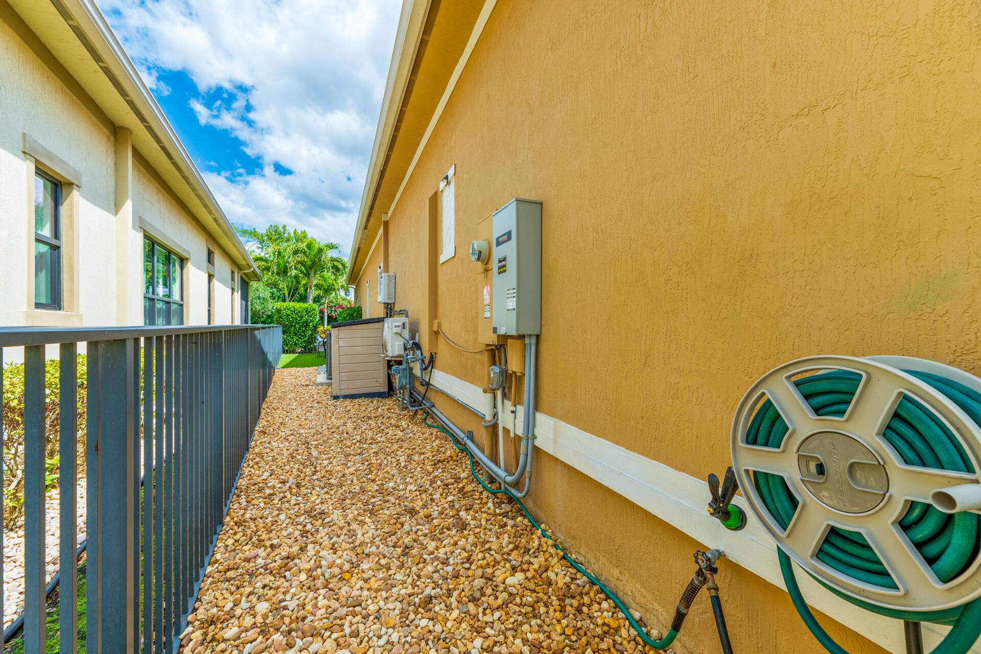 PARKLAND ROYALE - Residential