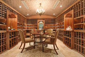 PALM BEACH SHORE ACRES - Residential