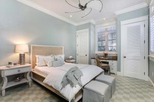 PALM BEACH SHORE ACRES - Residential