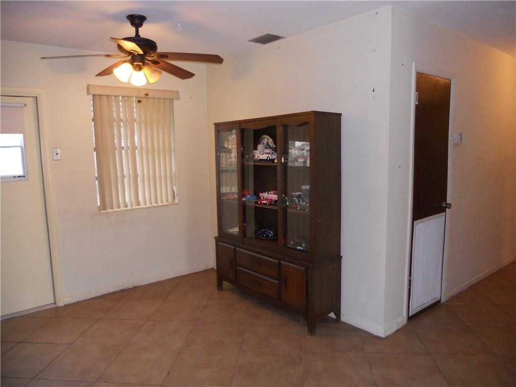 Lake Forest Sec 4 38-4 B - Residential