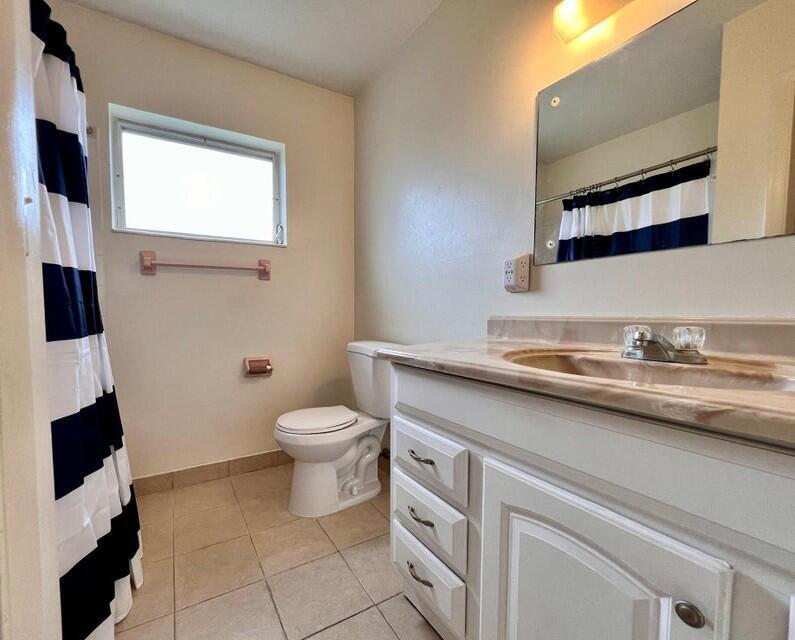CRESTHAVEN VILLAS CONDO 2 - Residential