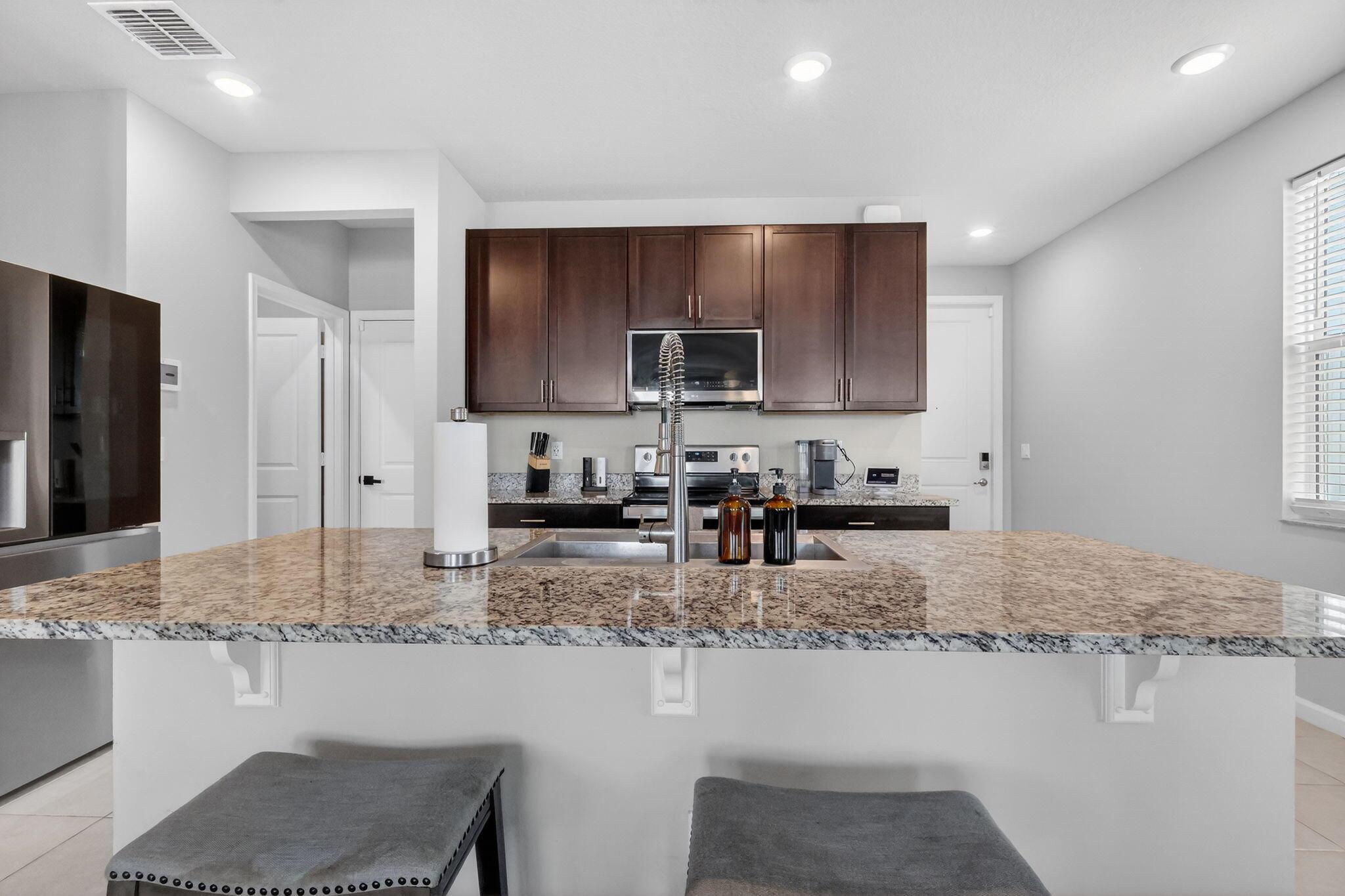 ENCLAVE AT MANGONIA PARK - Residential