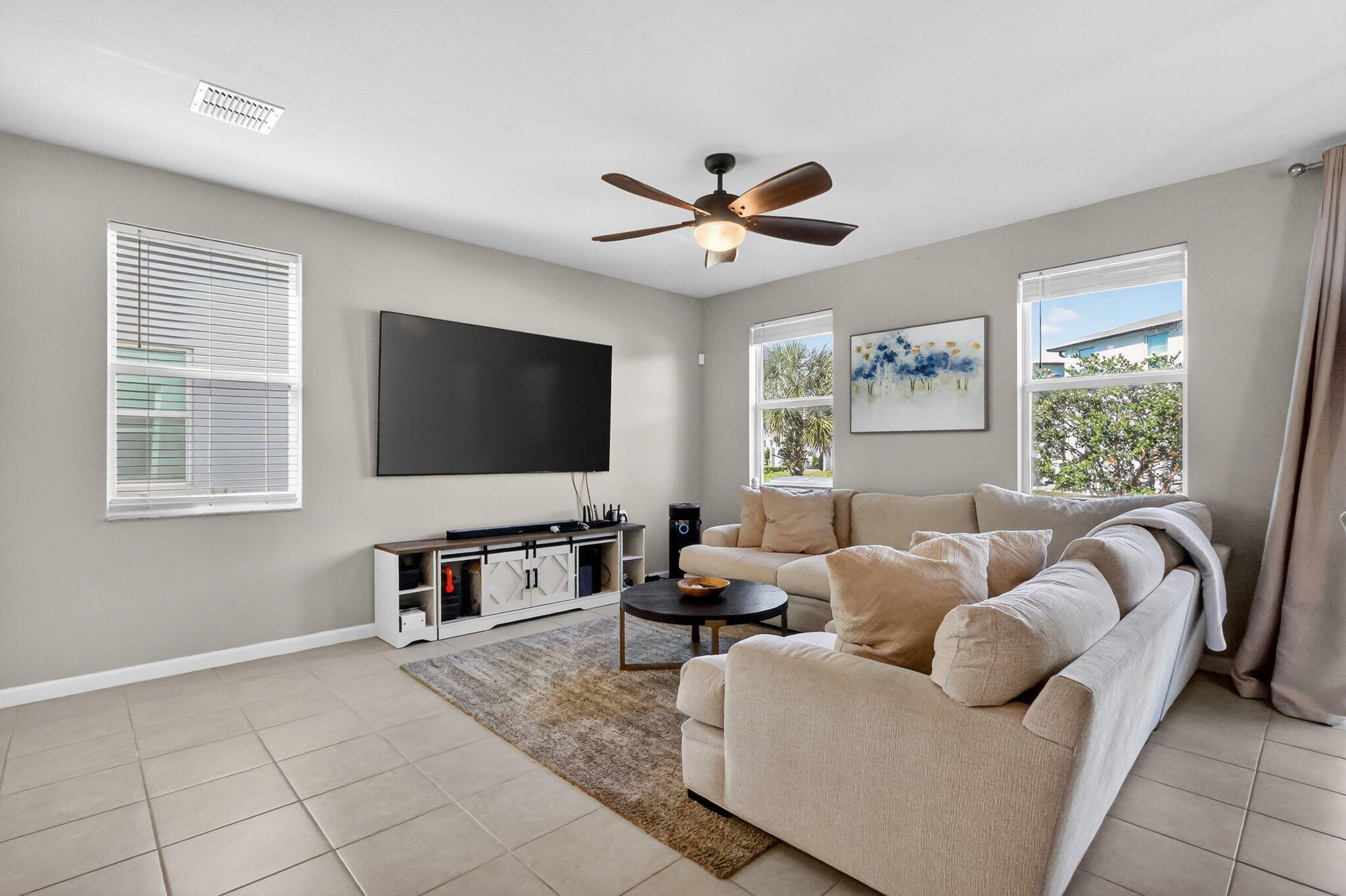 ENCLAVE AT MANGONIA PARK - Residential