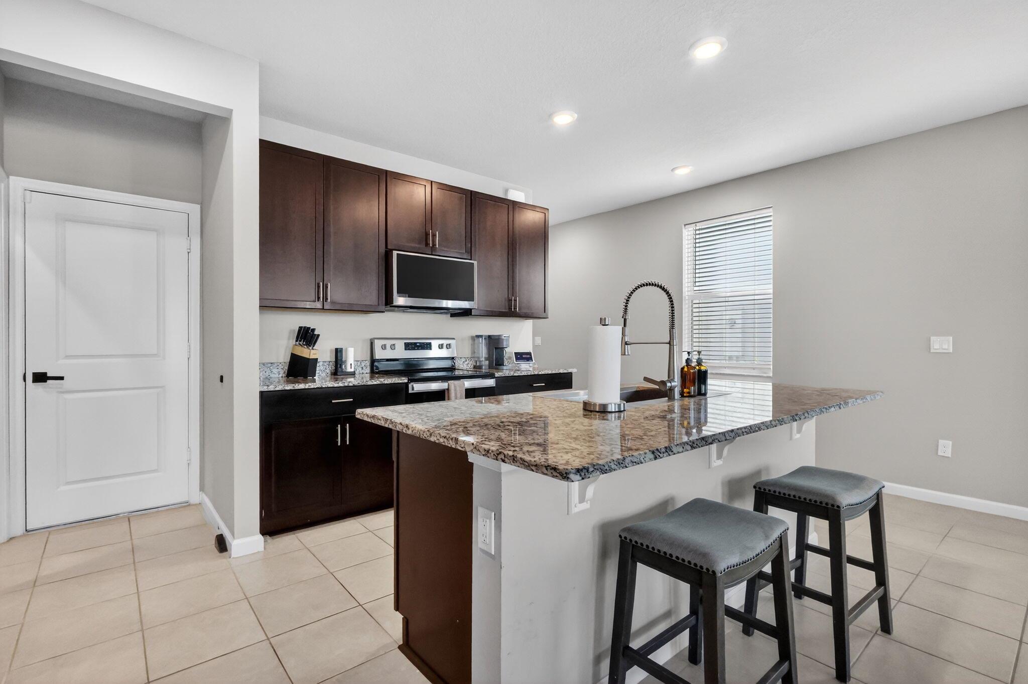 ENCLAVE AT MANGONIA PARK - Residential