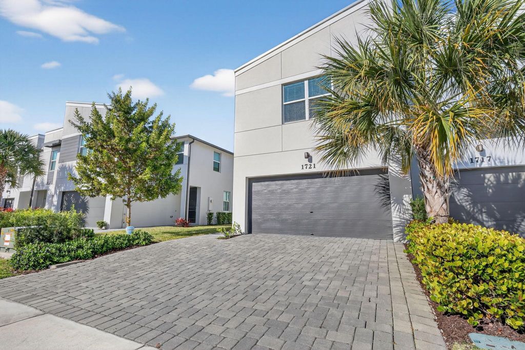 Photo of 1721 Lindley Street, West Palm Beach, FL 33407 (MLS # R11151358)