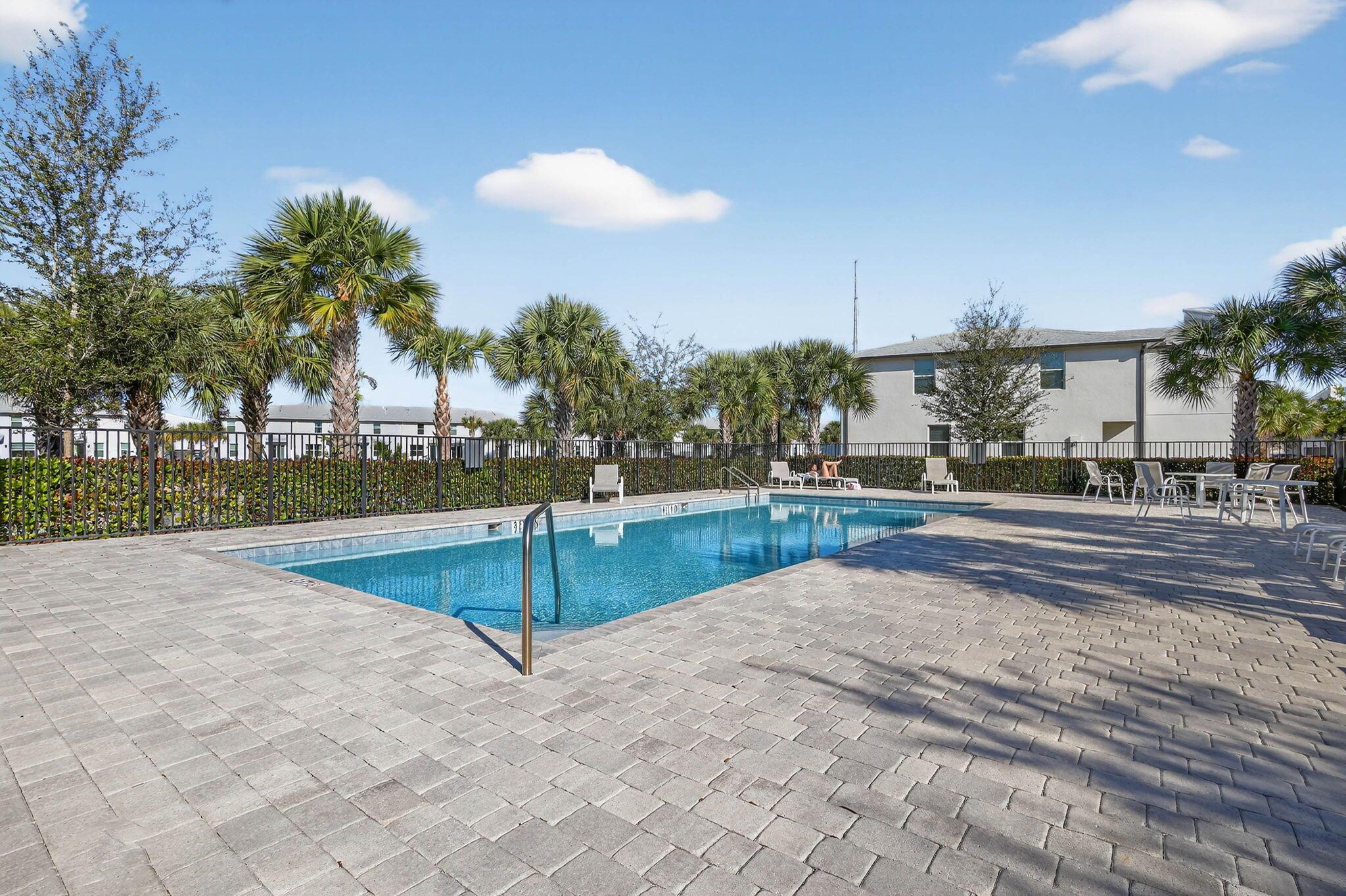 ENCLAVE AT MANGONIA PARK - Residential