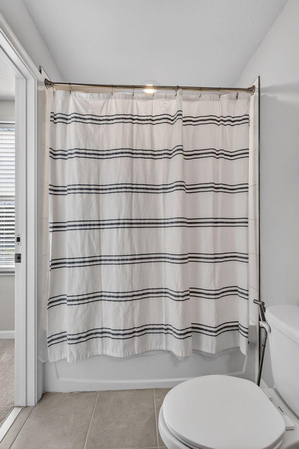 ENCLAVE AT MANGONIA PARK - Residential