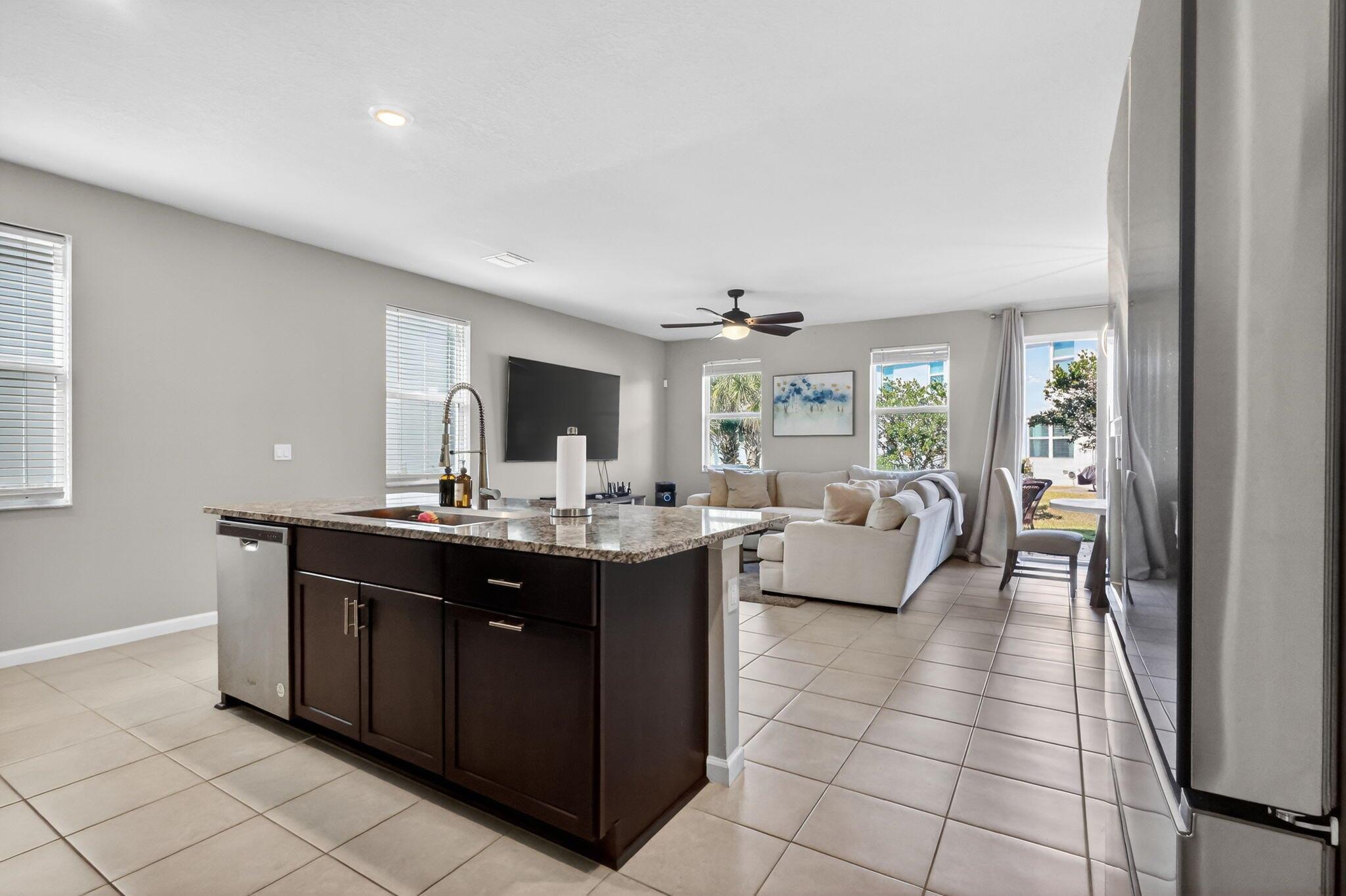 ENCLAVE AT MANGONIA PARK - Residential