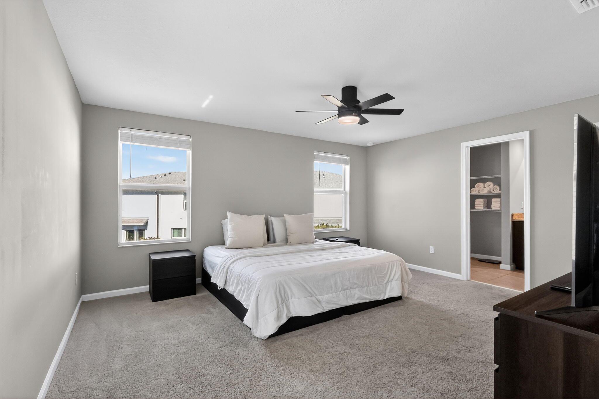 ENCLAVE AT MANGONIA PARK - Residential