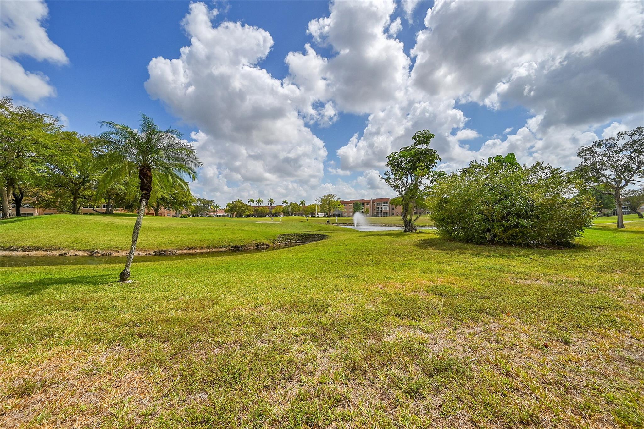 Sunrise Lakes - Residential