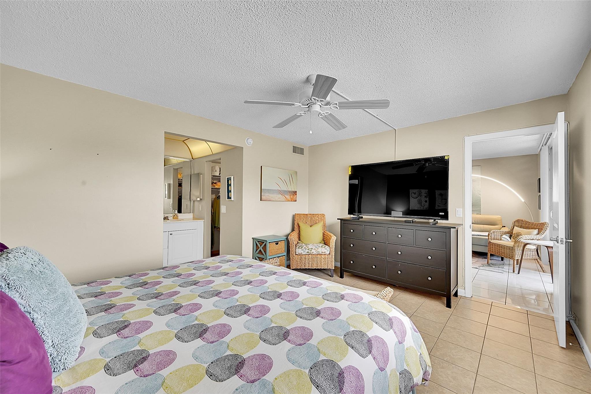Sunrise Lakes - Residential