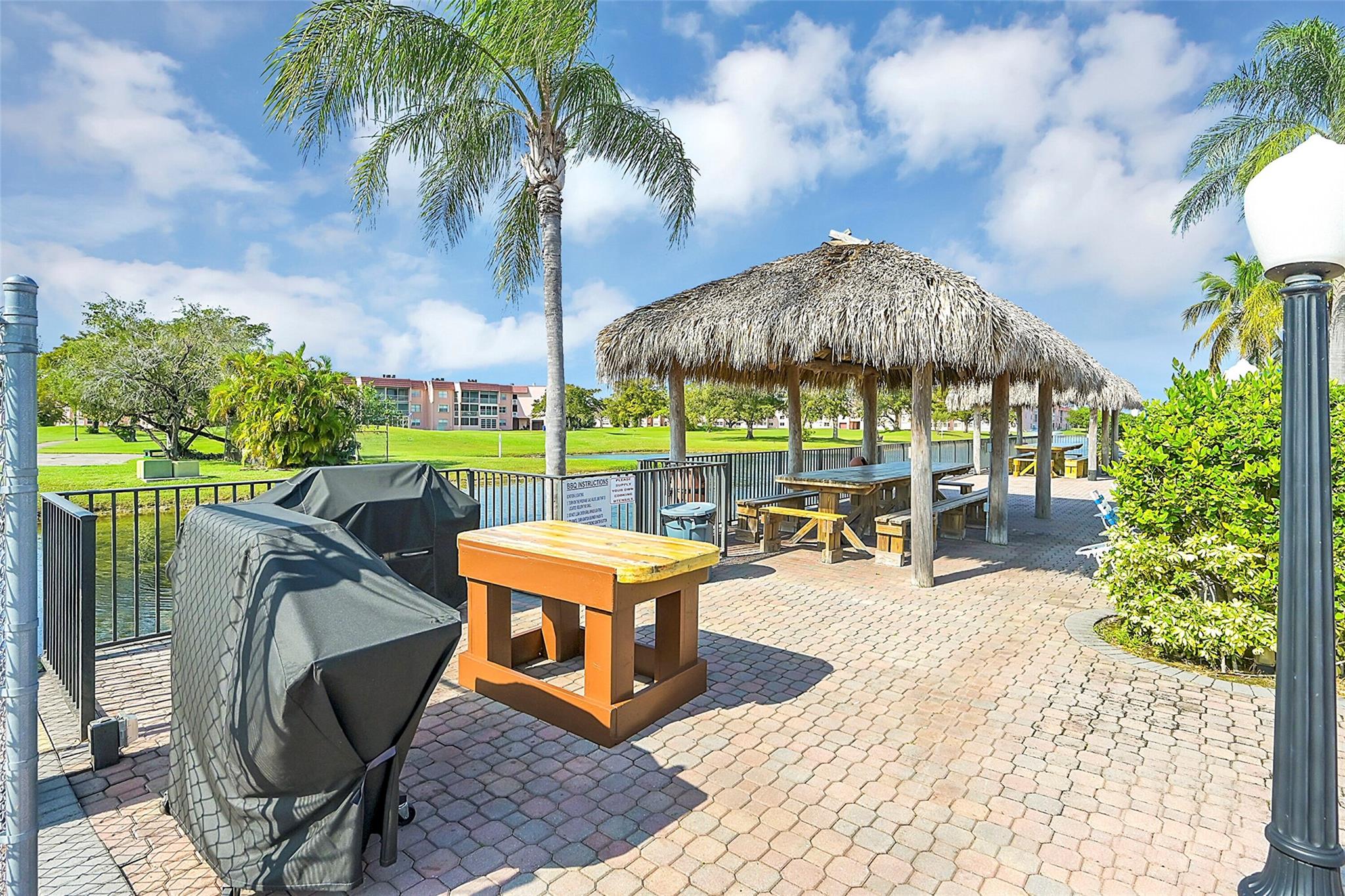 Sunrise Lakes - Residential