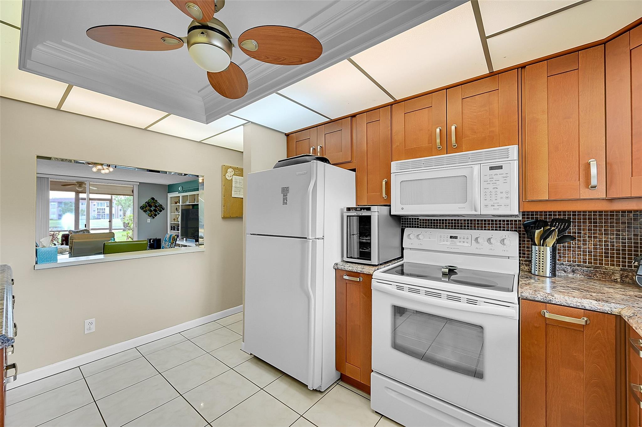 Sunrise Lakes - Residential