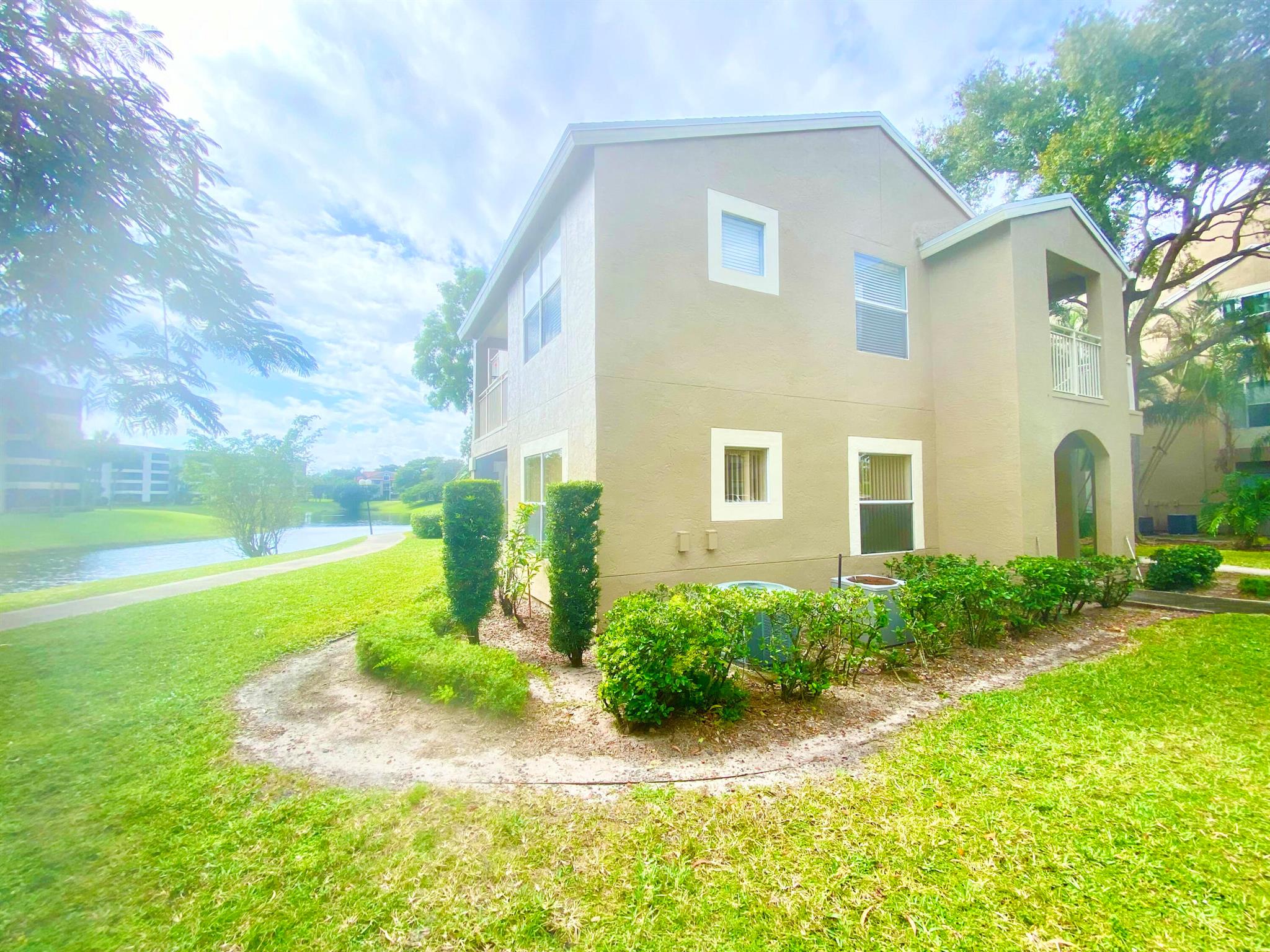 VERANO AT DELRAY CONDO - Residential Lease