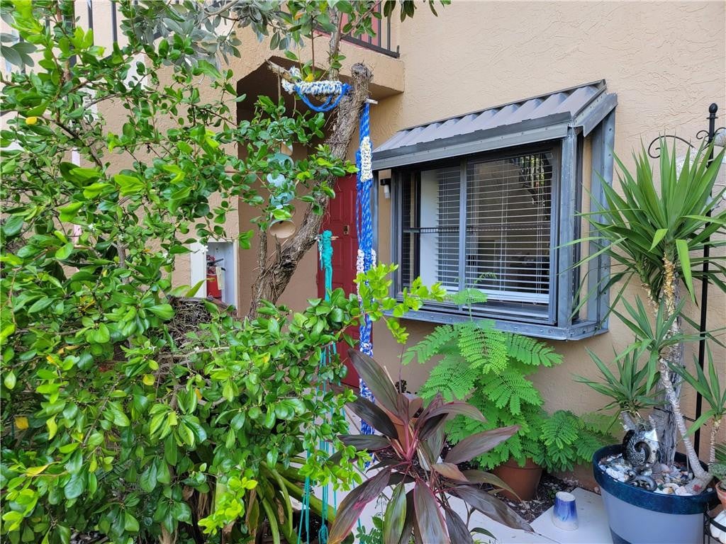 Photo of 1001 SE 6TH Avenue #127, Deerfield Beach, FL 33441 (MLS # B26081645)