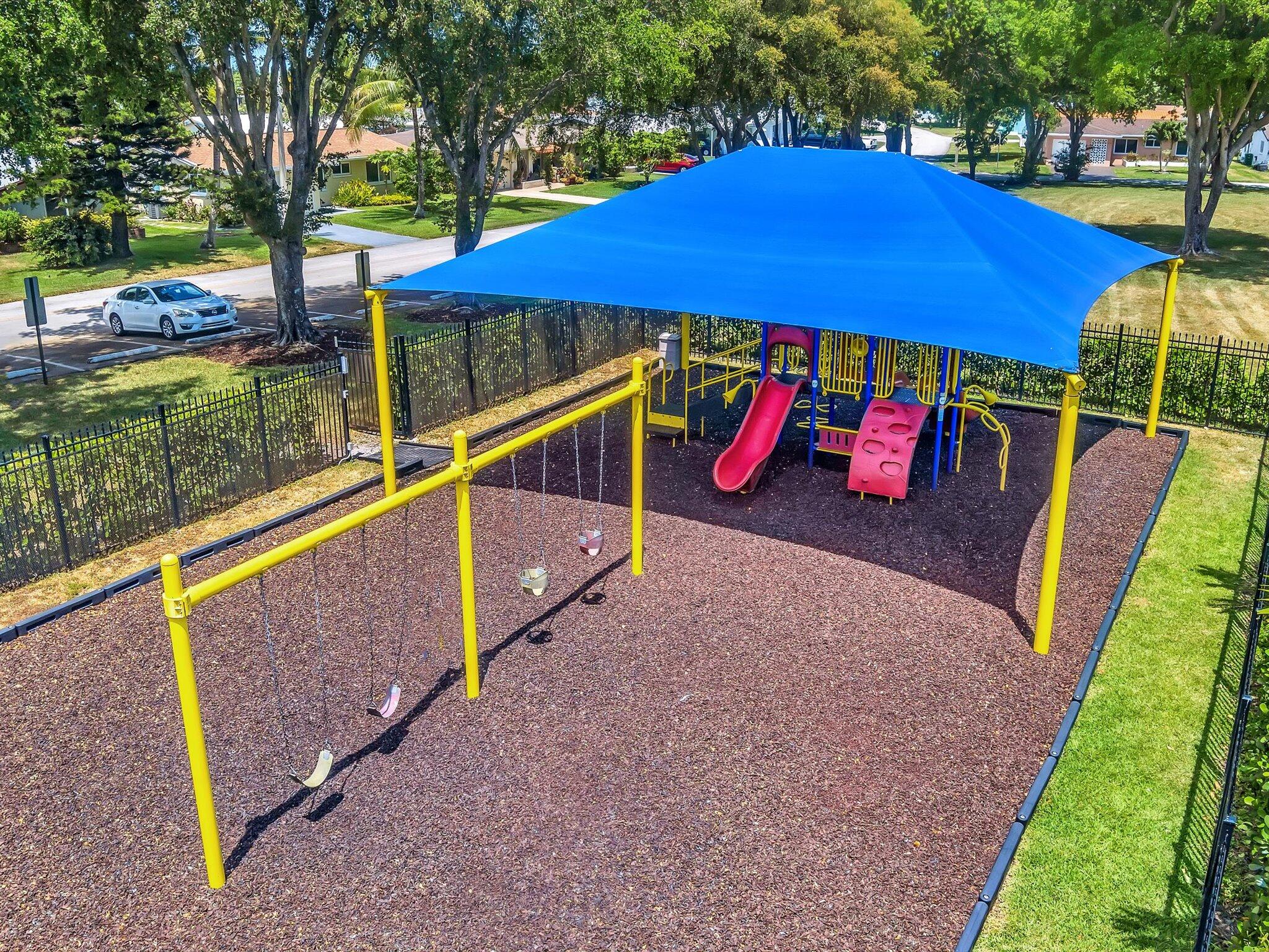 MAINLANDS OF TAMARAC LAKES - Residential