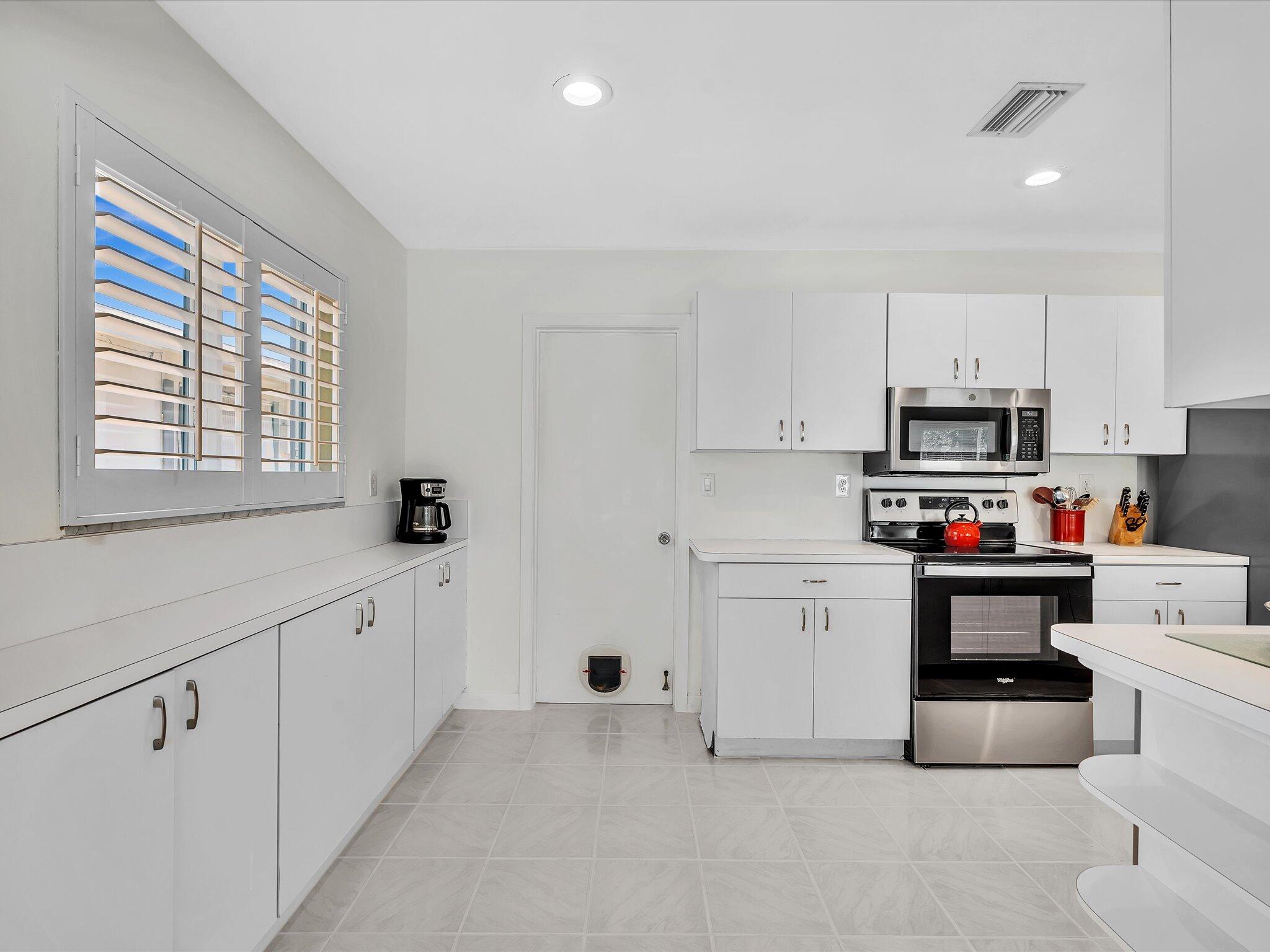 MAINLANDS OF TAMARAC LAKES - Residential