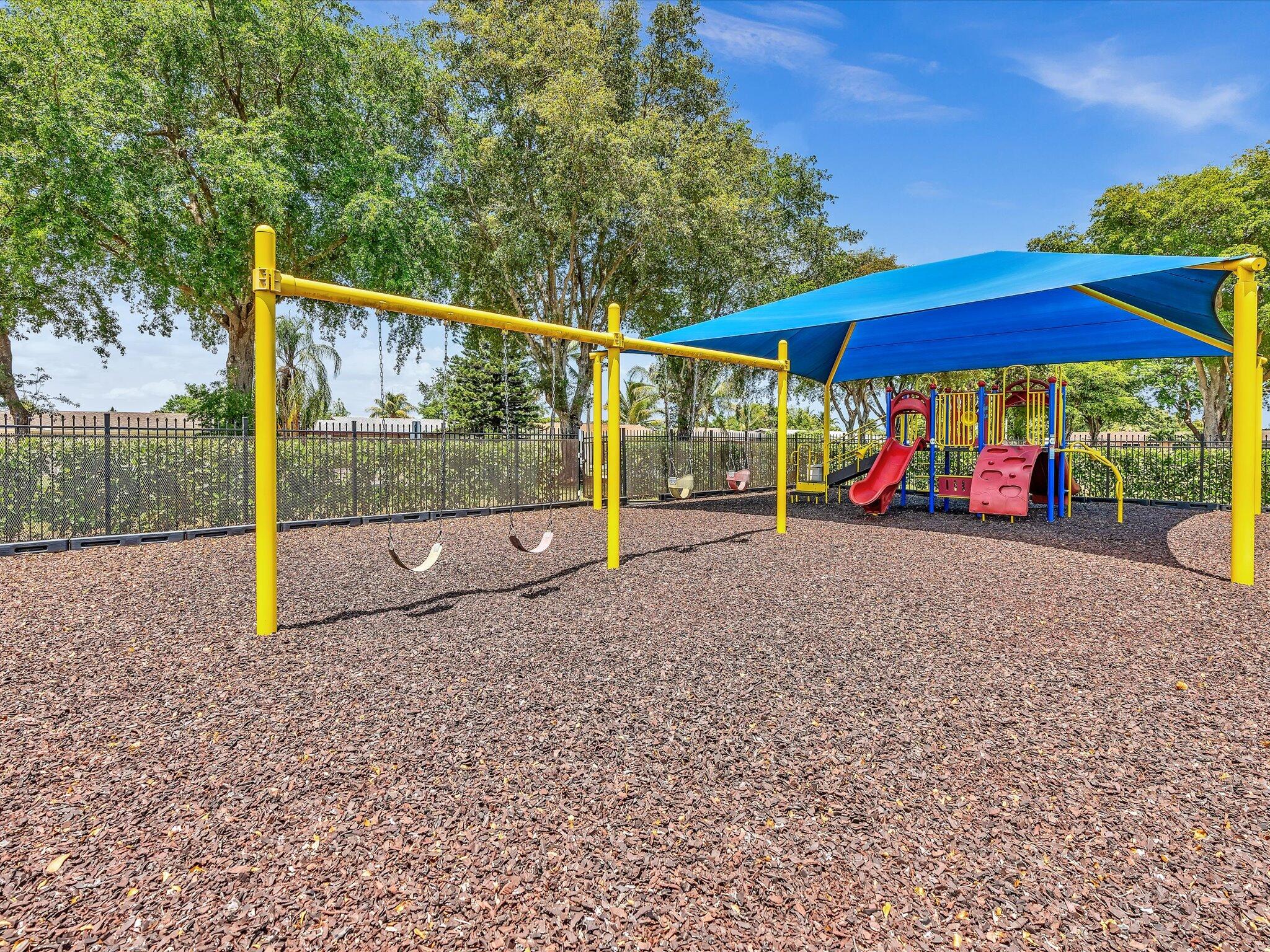 MAINLANDS OF TAMARAC LAKES - Residential