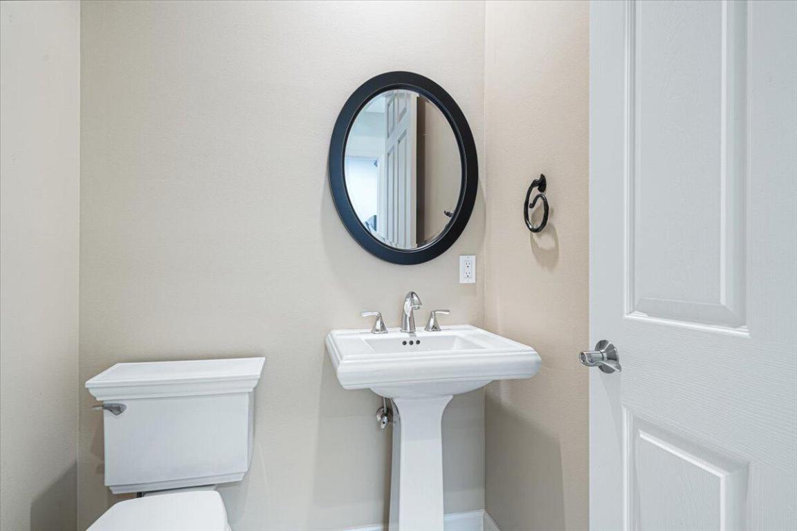 POD 27 AT THE RESERVE MUIRFIELD REPLAT - Residential