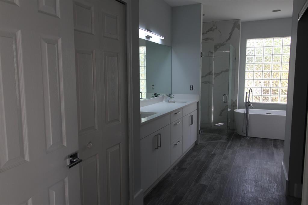 BOCA FALLS MAJESTIC POINTE - Residential