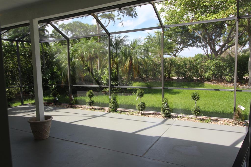 BOCA FALLS MAJESTIC POINTE - Residential