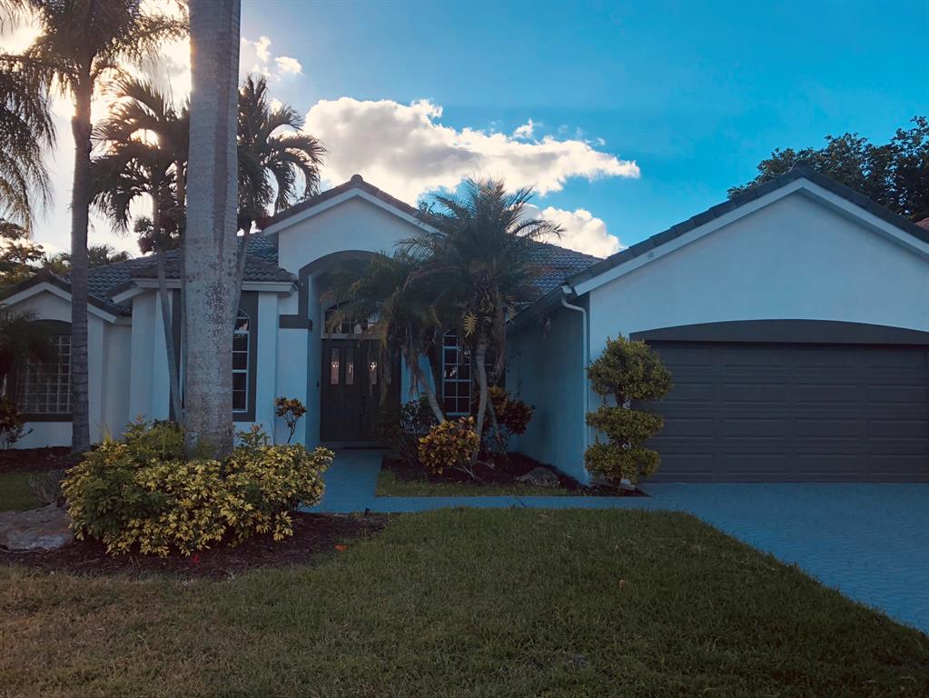 BOCA FALLS MAJESTIC POINTE - Residential